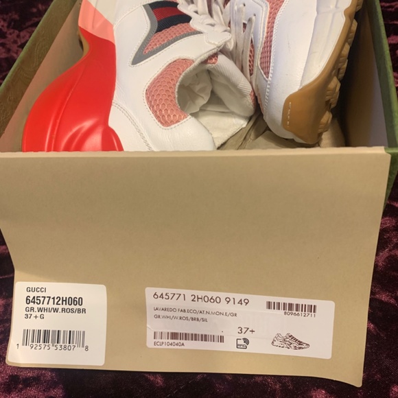 Gucci Sneakers - Picture 3 of 3